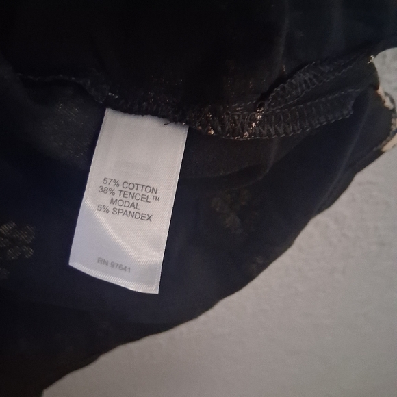 J Jill NWT Black Cream Floral V Neck Cotton Tencel Blend Popover Top L - Picture 4 of 5